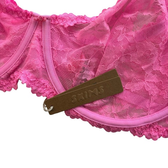 NWT SKIMS Stretch Lace Intimates Underwire Scoop Bra in PINK Size 46DD - Picture 2 of 5